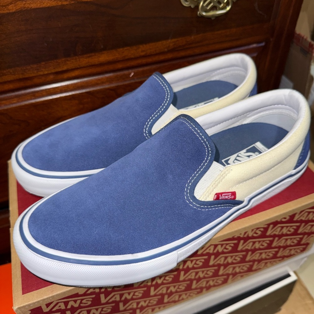 Brand new vans - Picture 4 of 4